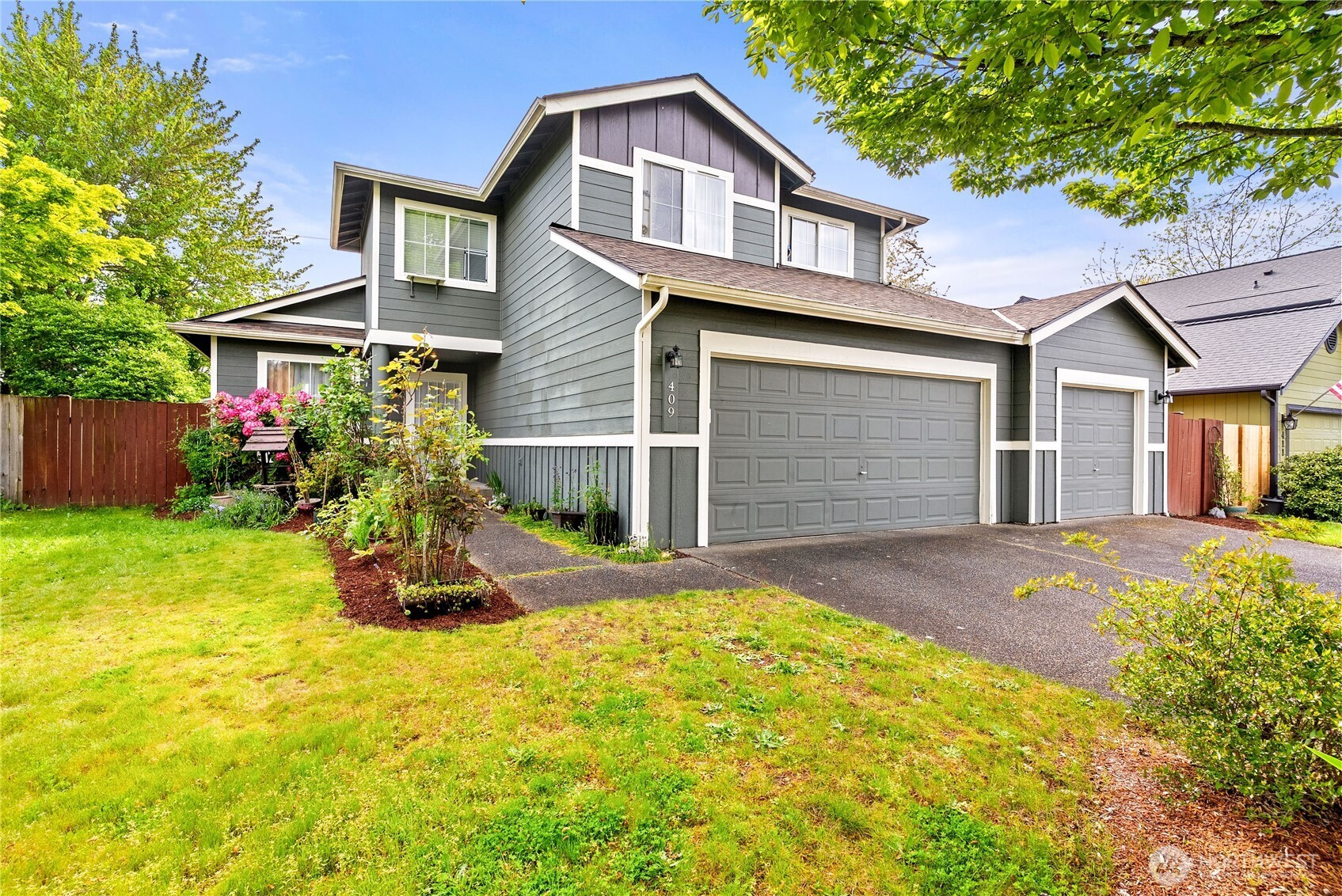 409 Kensington ave NW, Orting, WA 98360