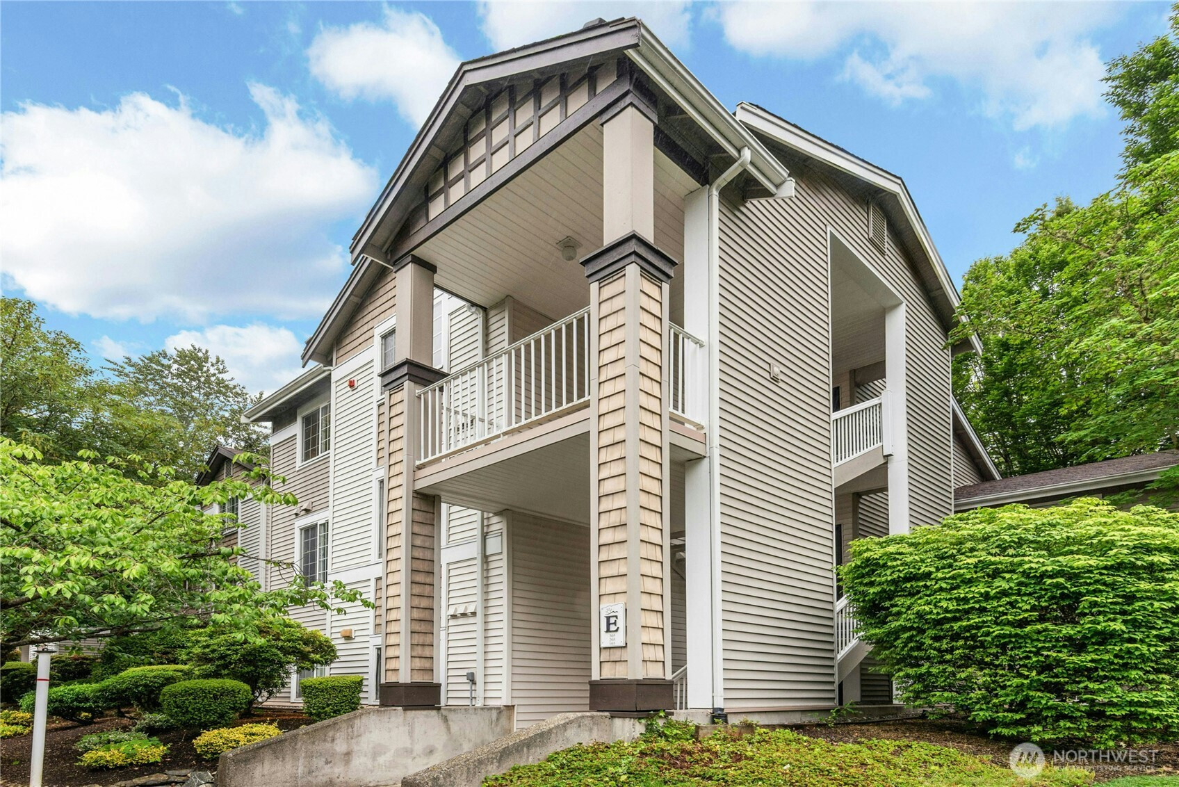 25235 SE Klahanie Boulevard, Sammamish, WA 98029