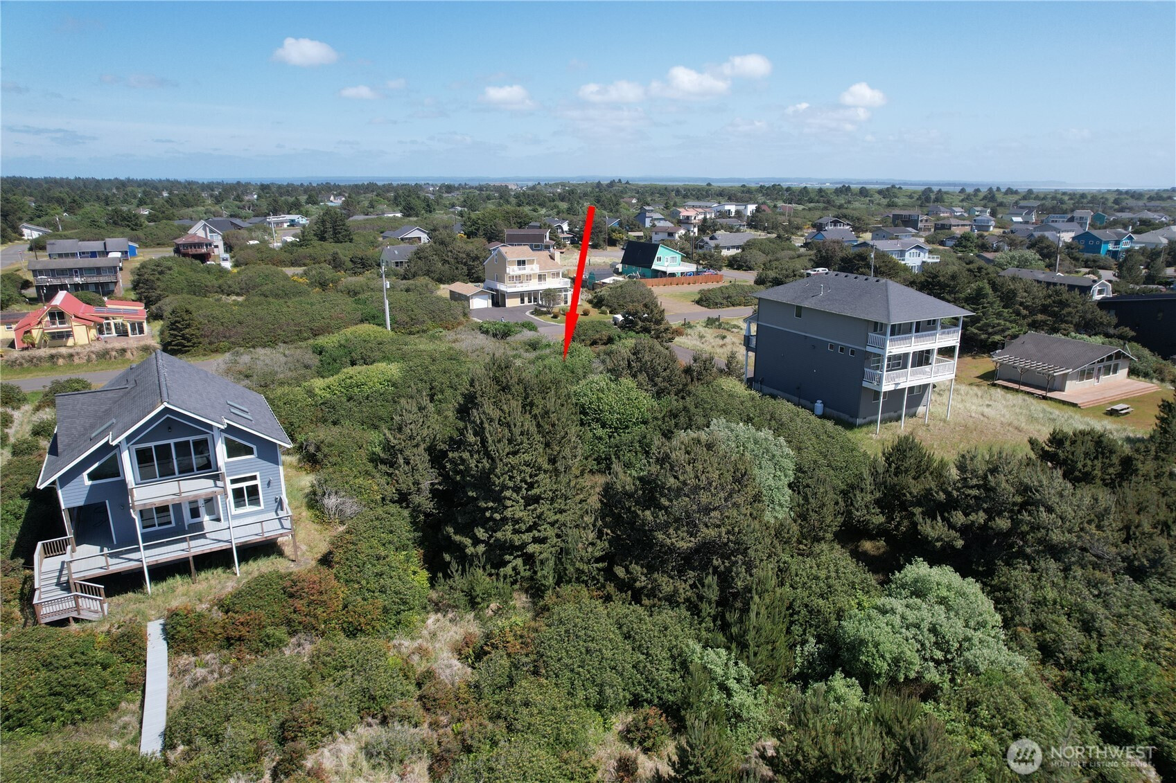 885 S Sand Dune Avenue SW, Ocean Shores, WA 98569