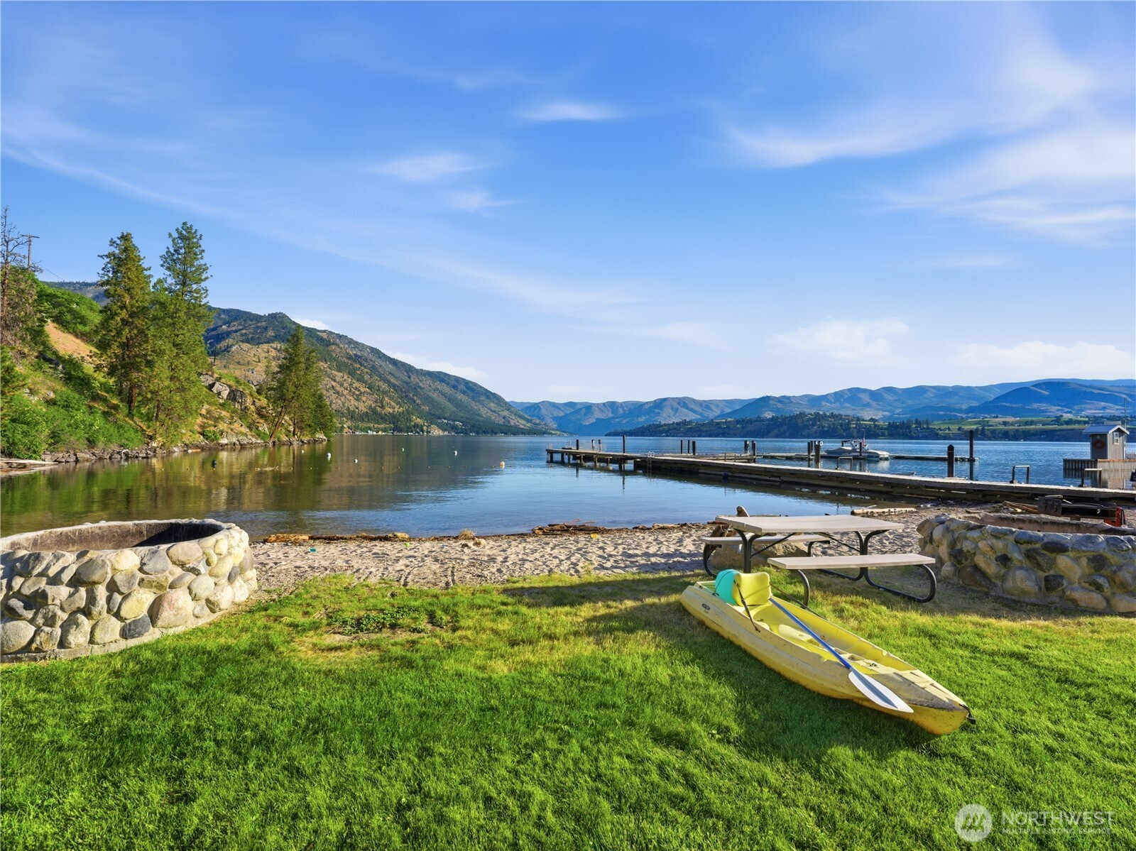 7750 S Lakeshore Road, Chelan, WA 98816