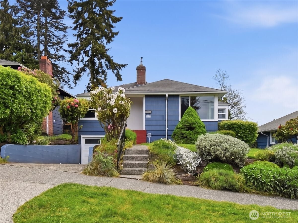 3733 SW Webster Street, Seattle, WA 98126