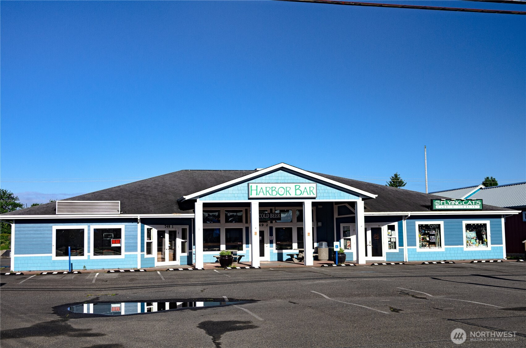 749 Point Brown Avenue NW, Ocean Shores, WA 98569