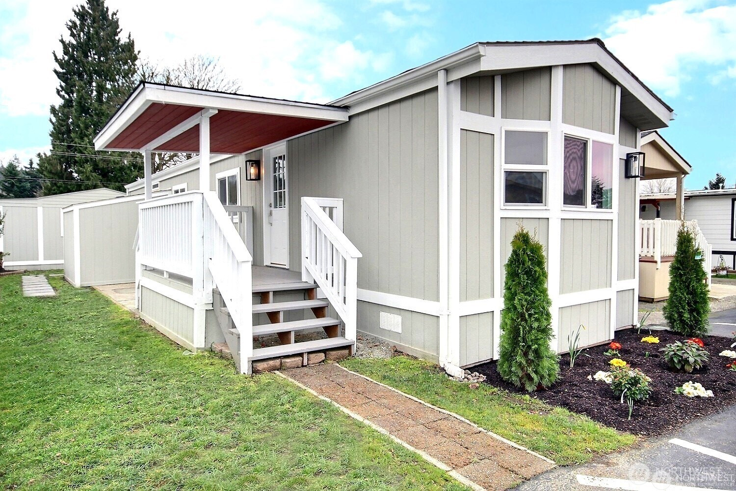 210 37th ST SE, Auburn, WA 98002