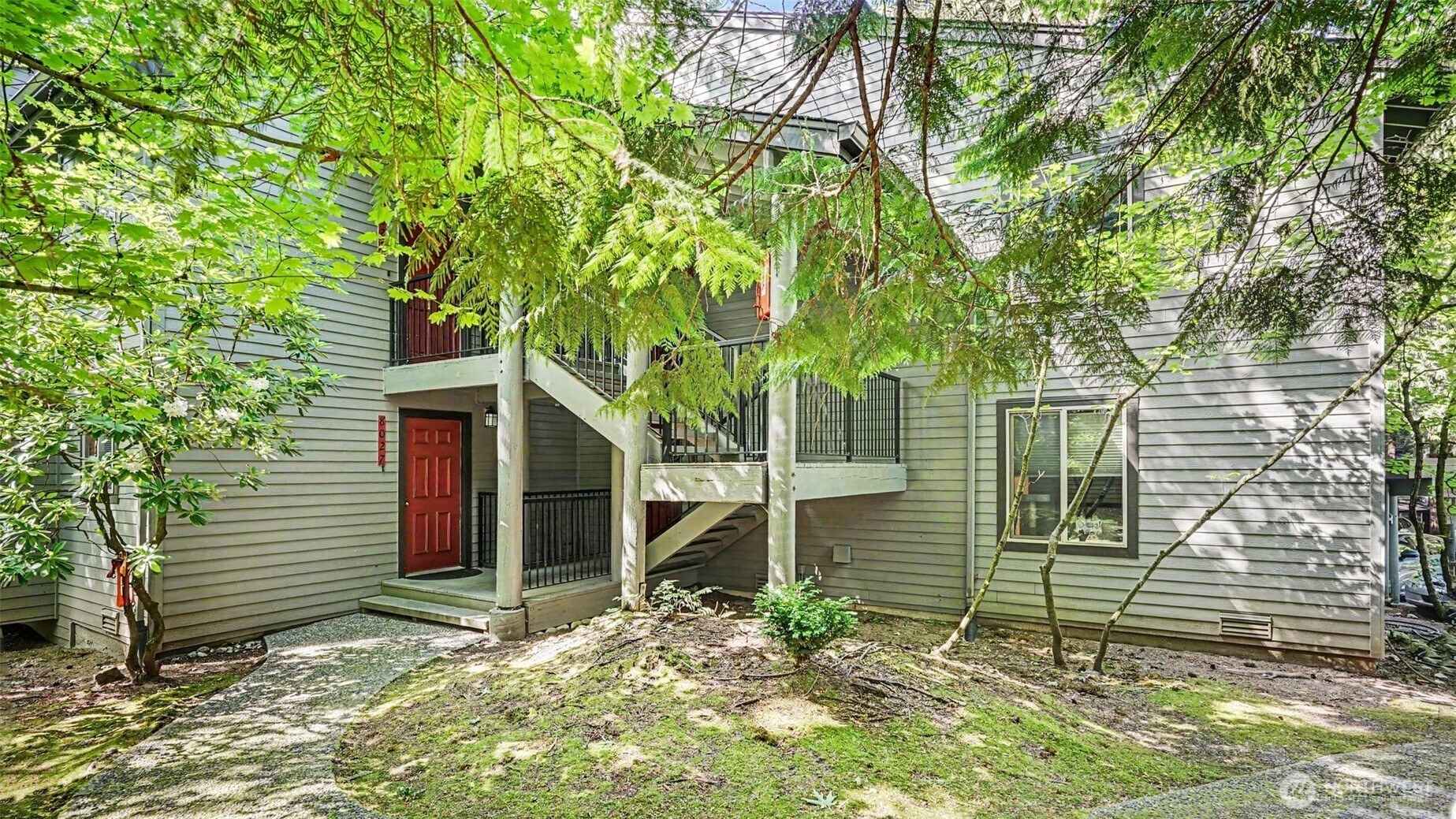 8033 145th Avenue NE, Redmond, WA 98052