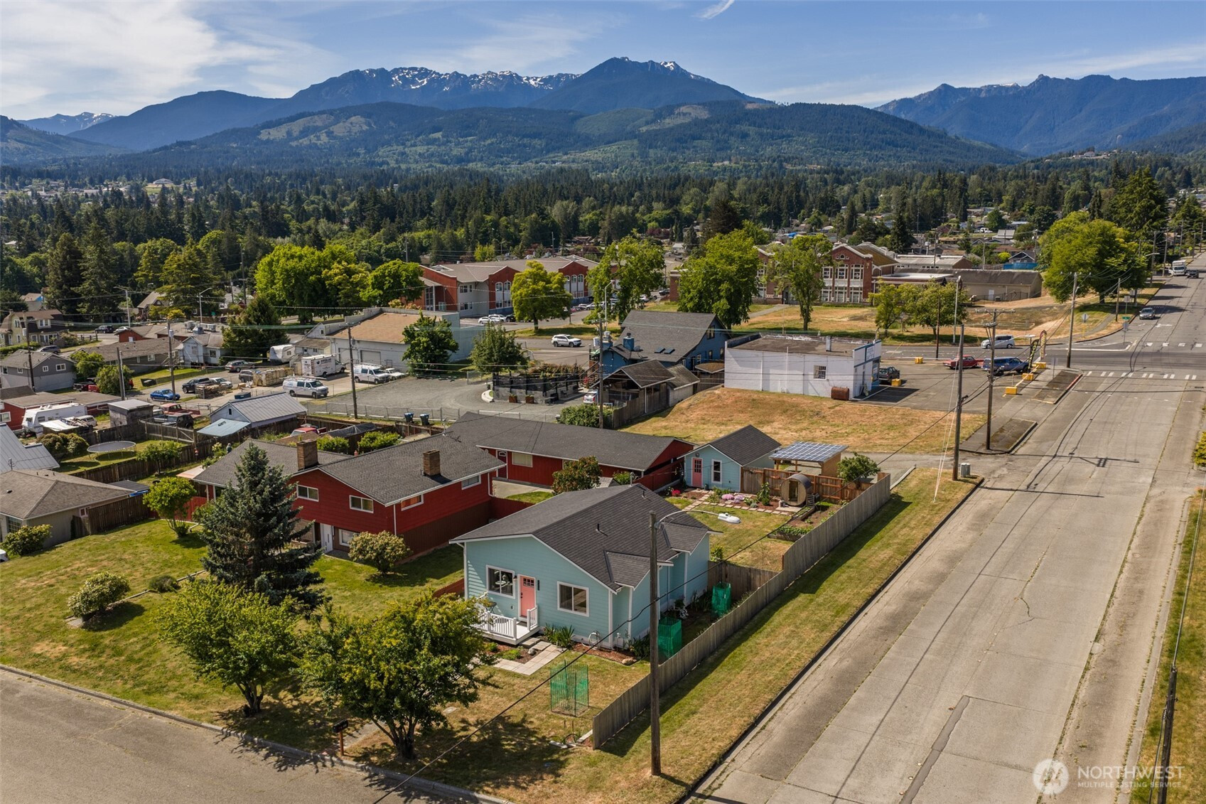 940 W 7th Street, Port Angeles, WA 98363