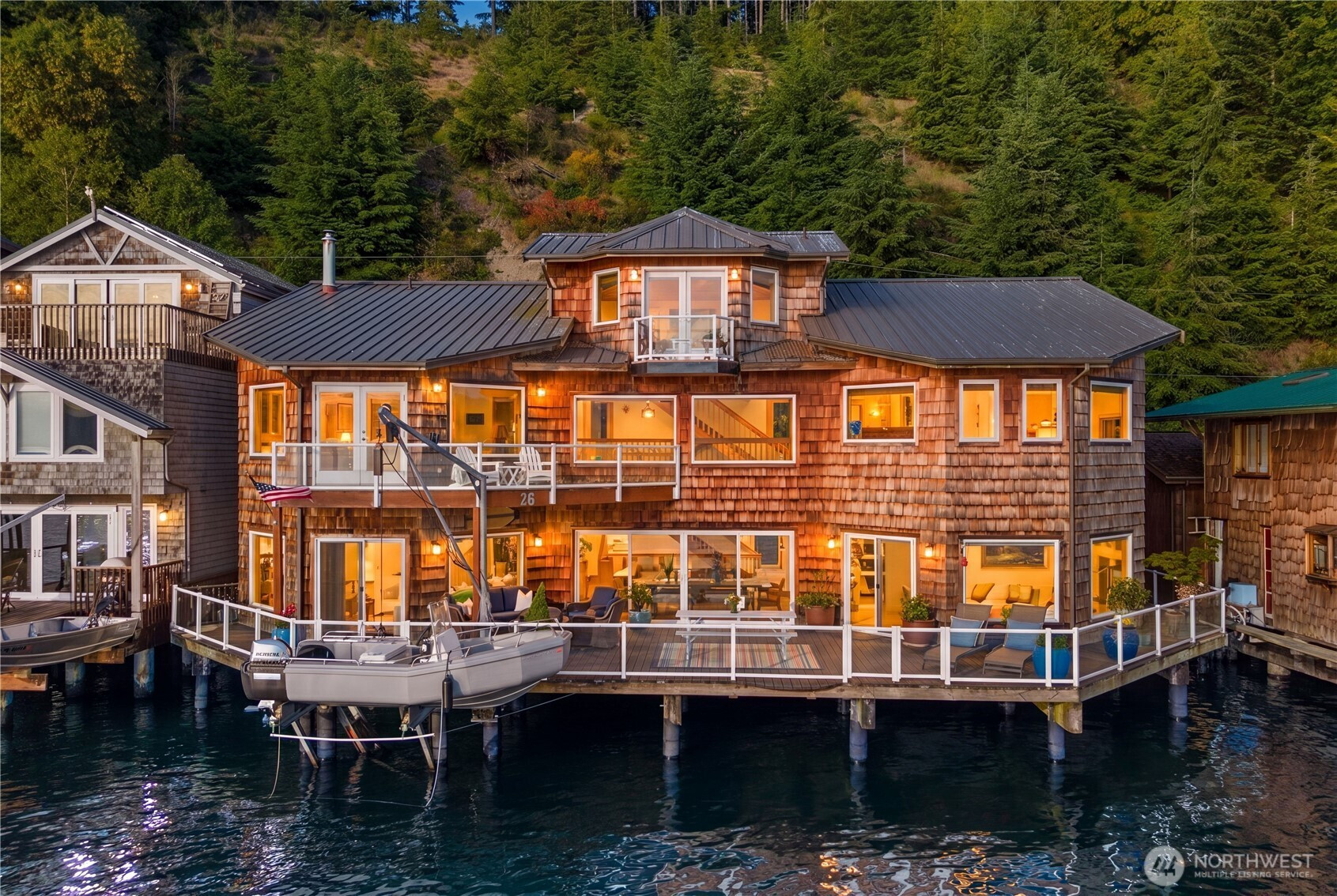 26 N Salmon Beach, Tacoma, WA 98407