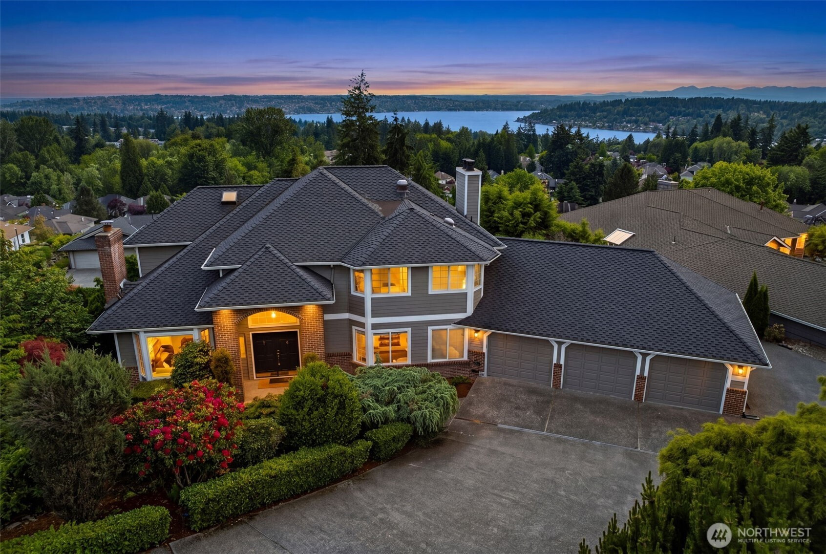 7717 120th Place SE, Newcastle, WA 98056