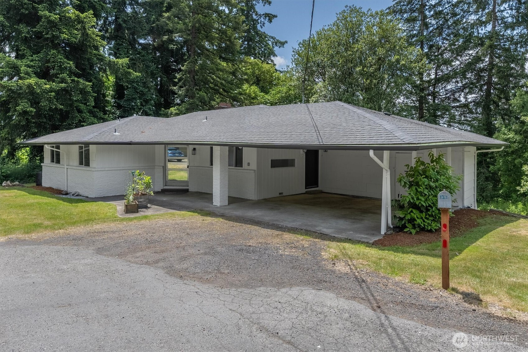 121 Lowrane Drive, Kelso, WA 98626