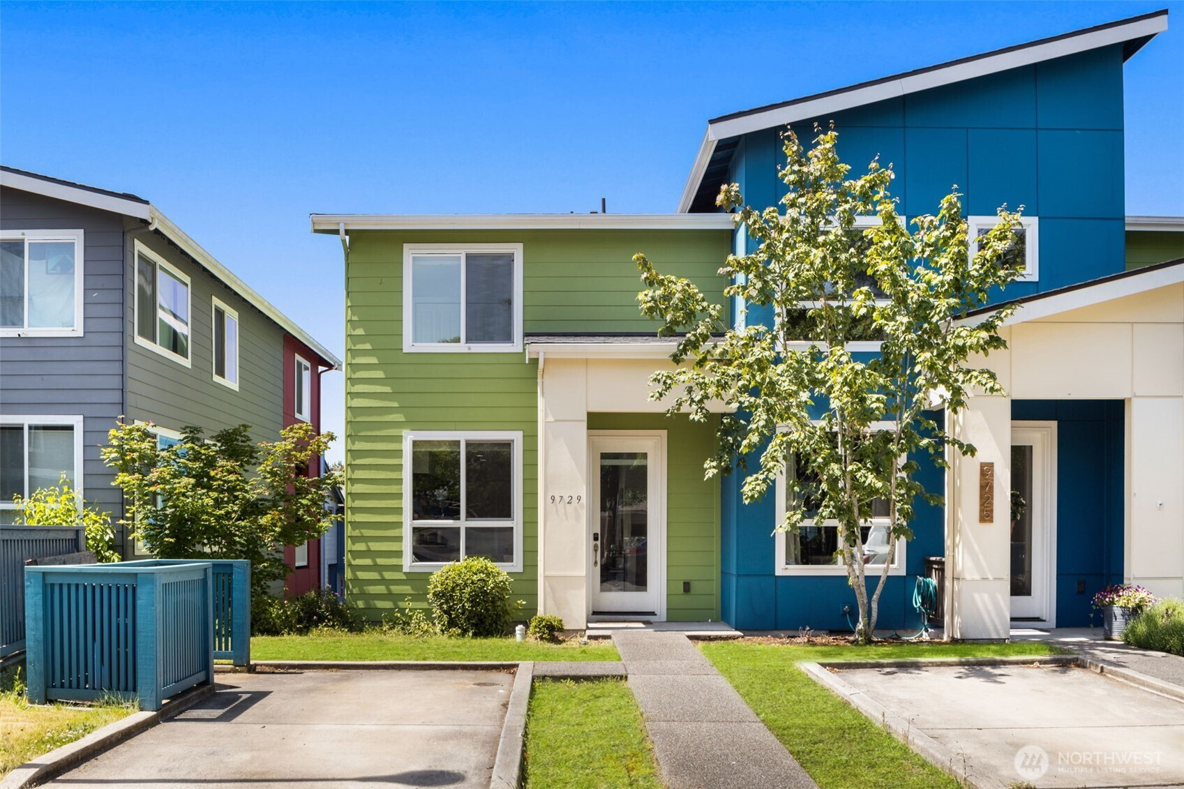 9729 10th Place SW, Seattle, WA 98106