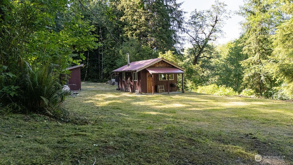 999 Dowans Creek Road, Forks, WA 98331