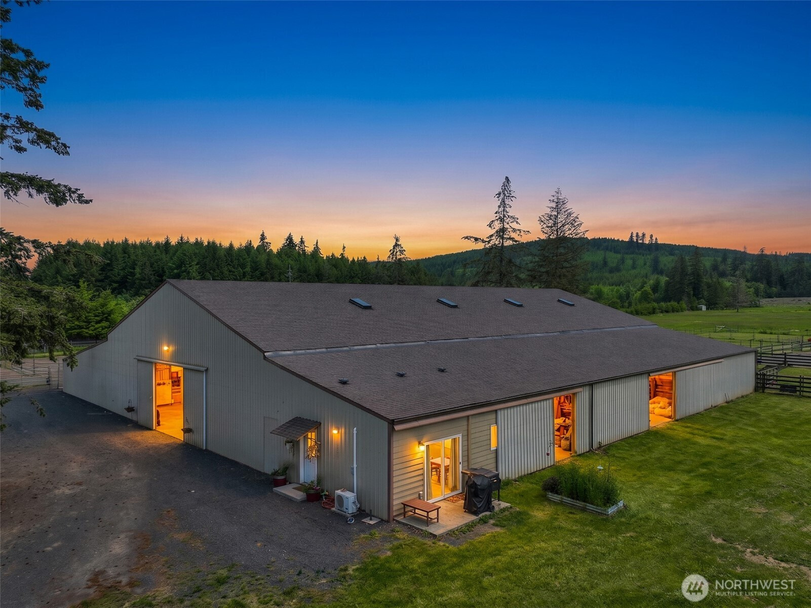 1242 N Fork Road, Chehalis, WA 98532