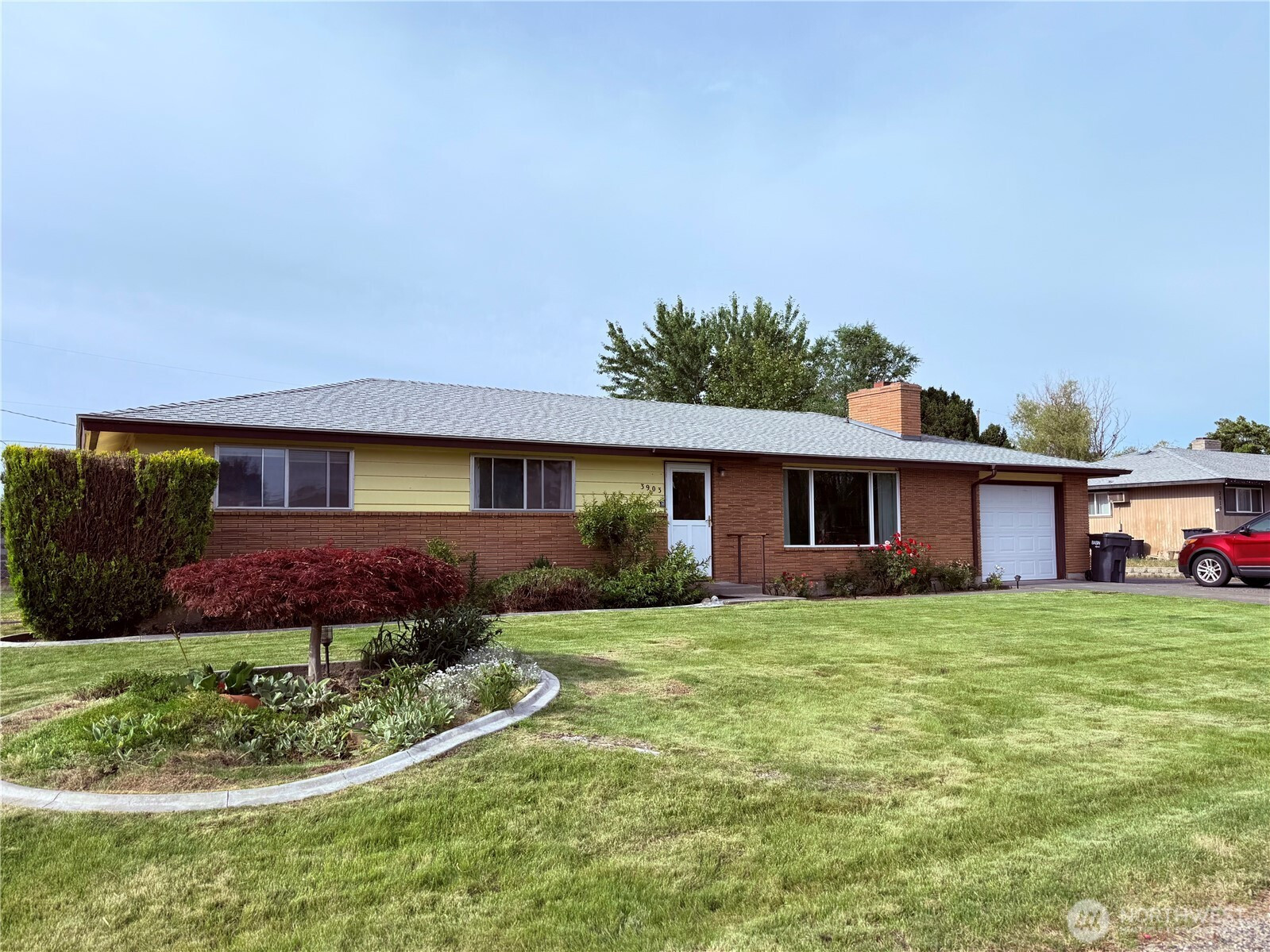 3903 W Nixon Street, Pasco, WA 99301