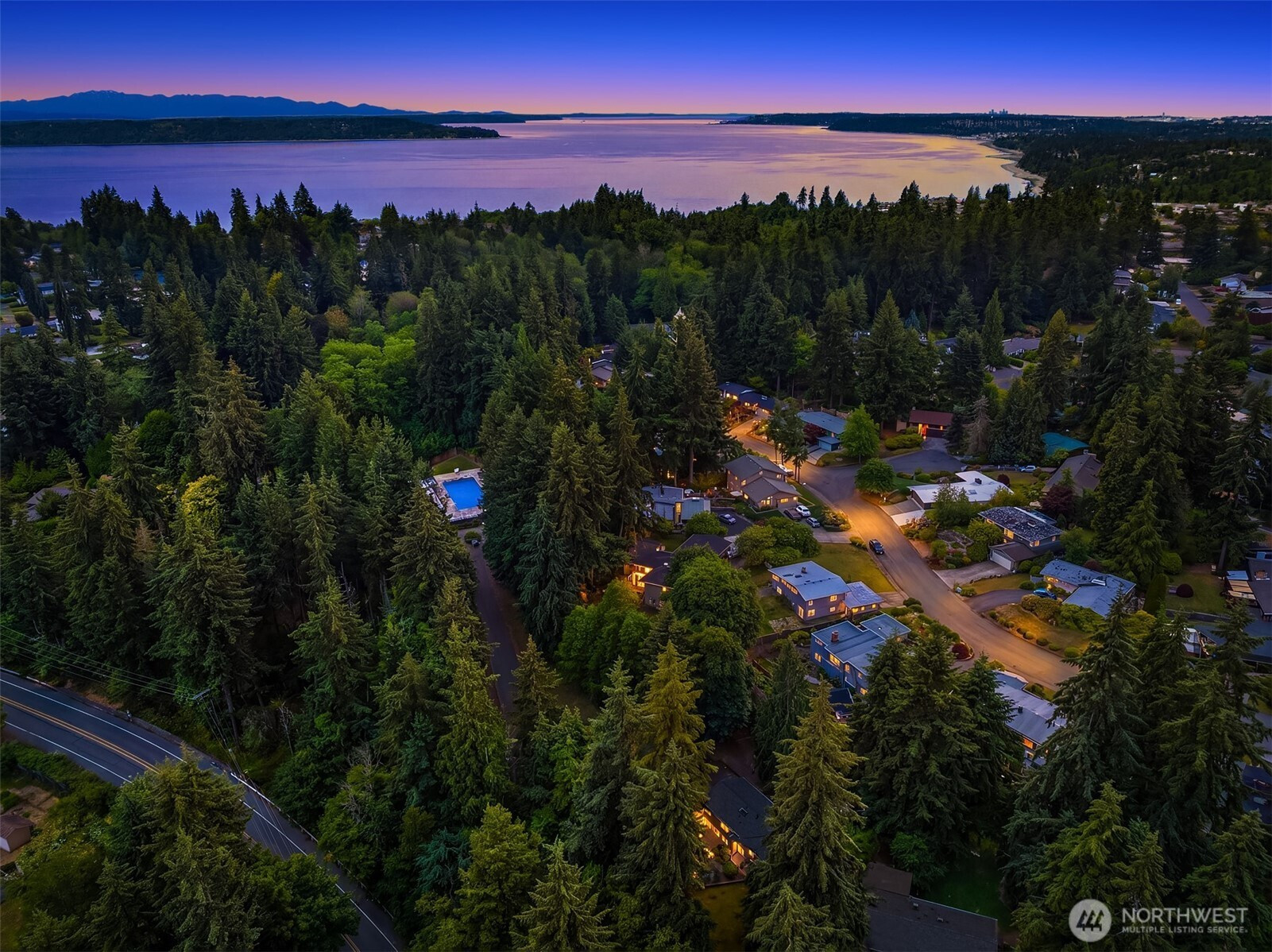 604 S 302nd Street, Federal Way, WA 98003