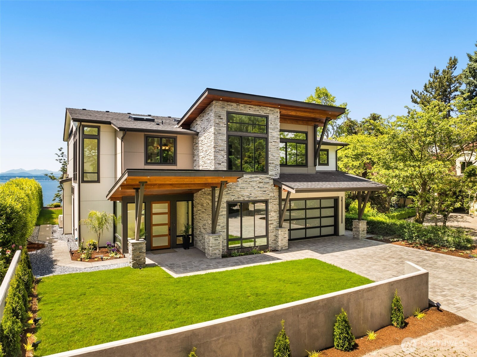 4800 52nd Avenue SW, Seattle, WA 98116