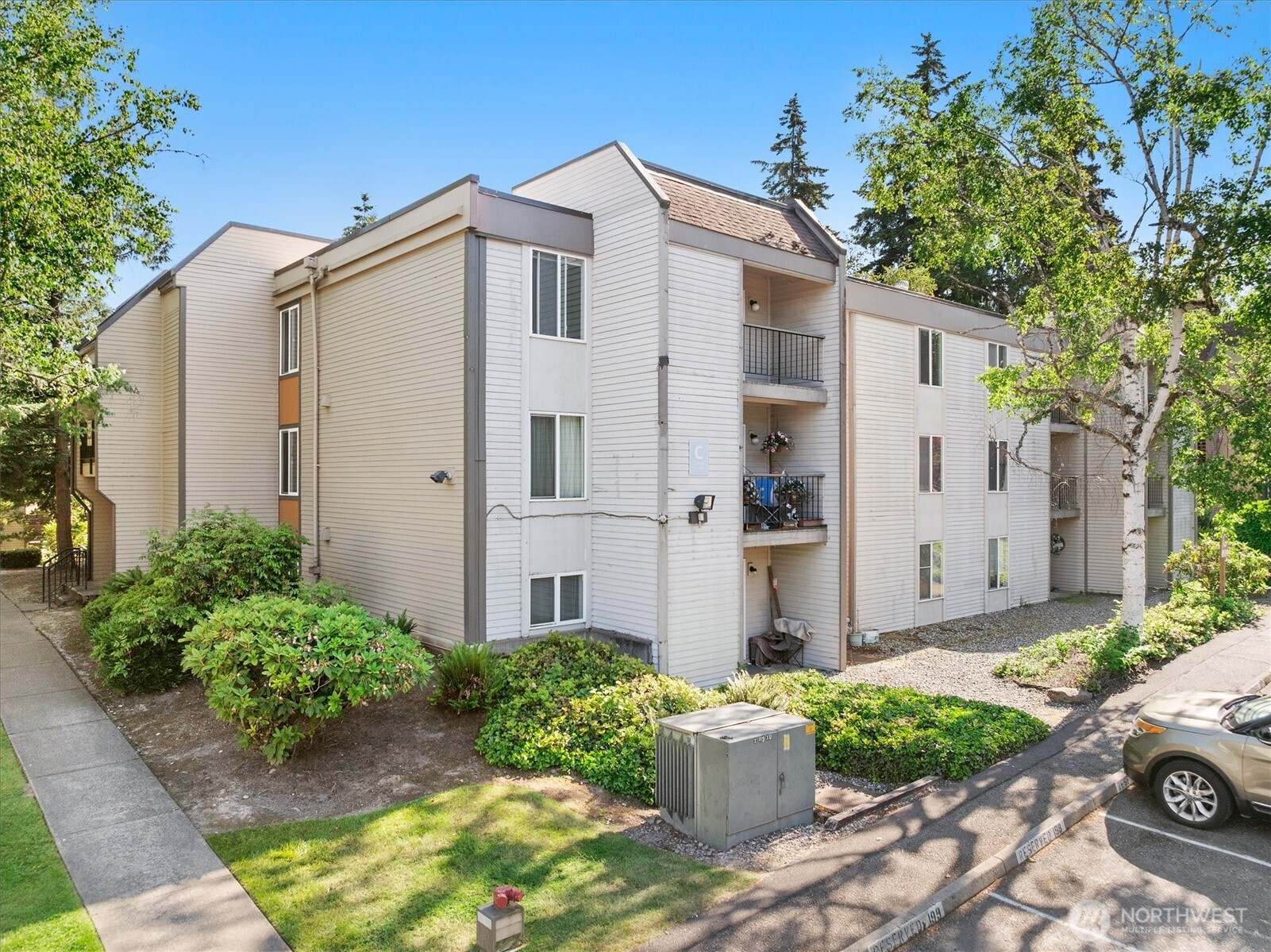 14645 NE 34th Street, Bellevue, WA 98007