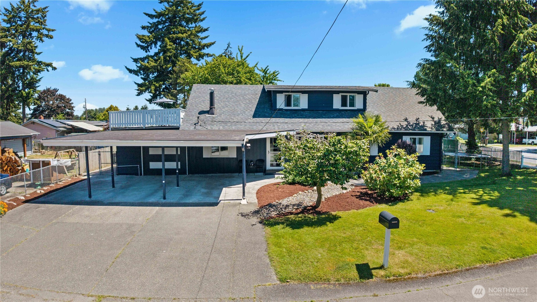 25916 18th Avenue S, Des Moines, WA 98198