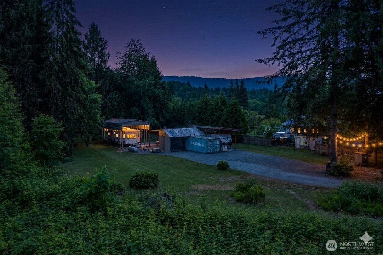 36153 Cape Horn Road, Hamilton, WA 98284