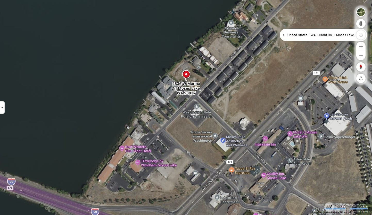 2836 W Marina Drive, Moses Lake, WA 98837