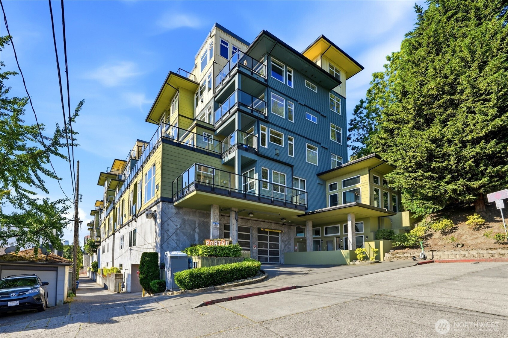 655 Crockett Street, Seattle, WA 98109