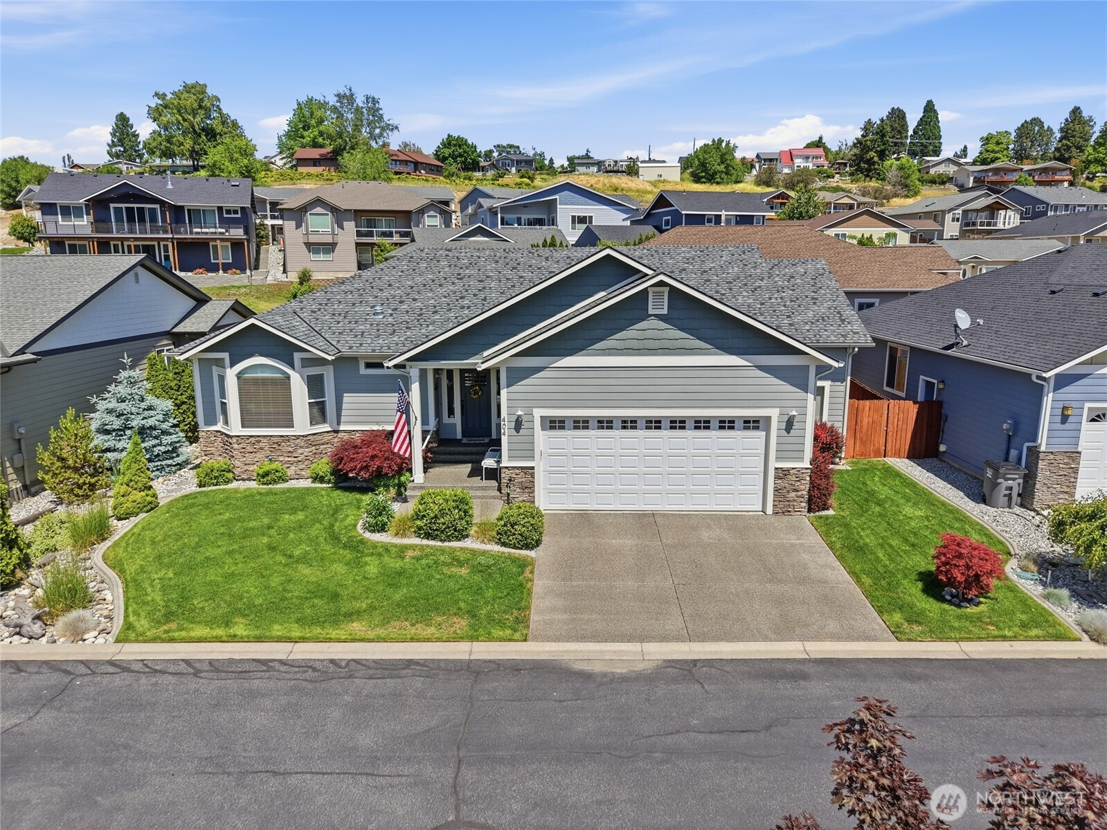 404 Ridgewood Drive, Manson, WA 98831