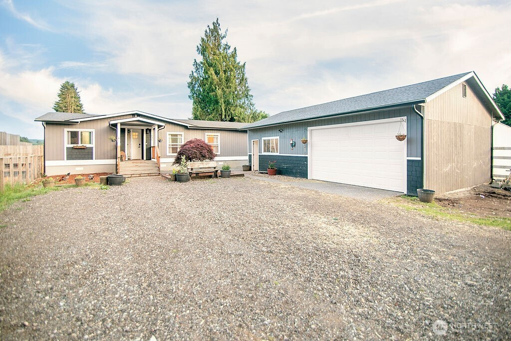 11845 School Land Road SW, Rochester, WA 98579