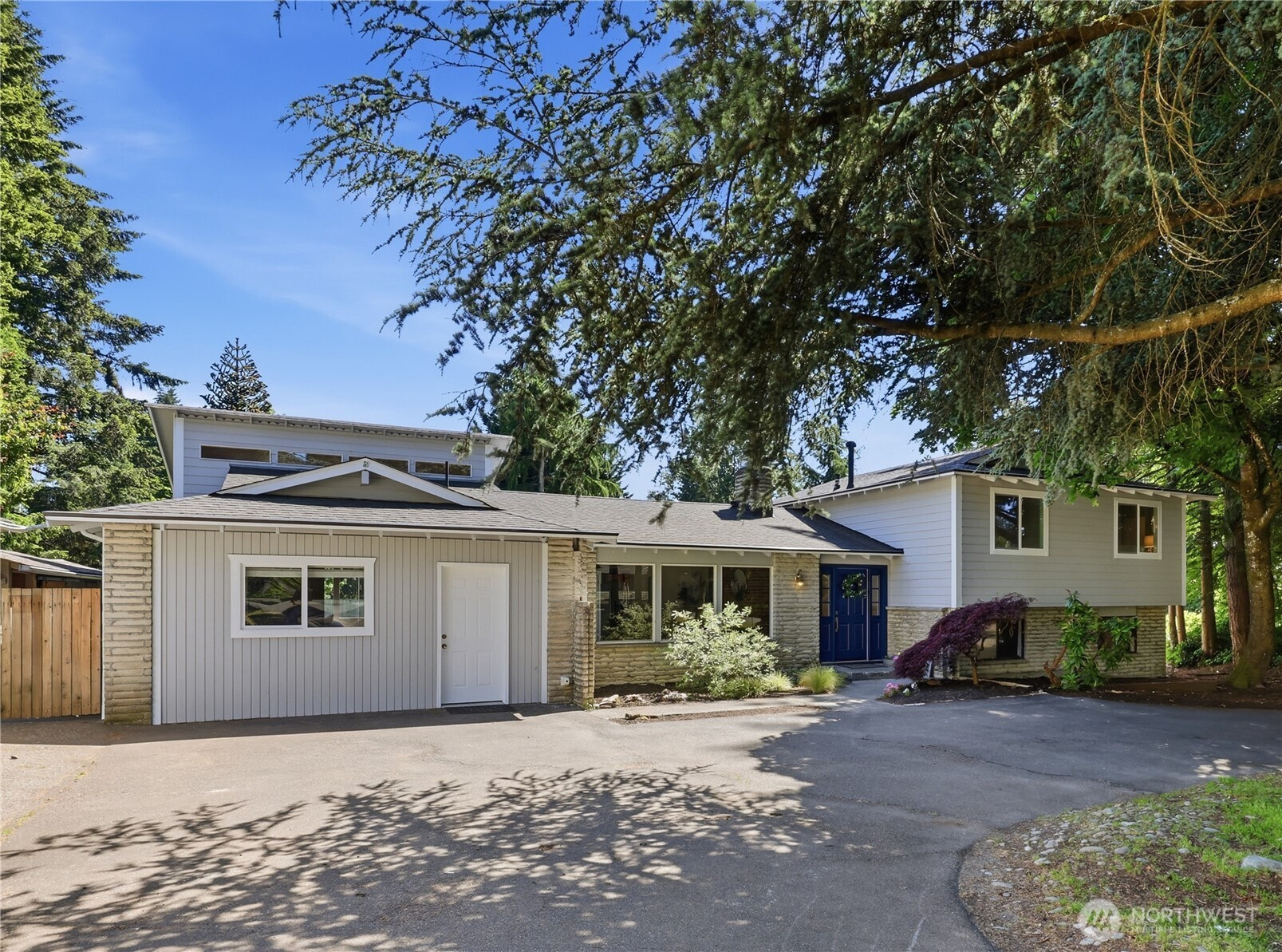 17405 18th Avenue W, Lynnwood, WA 98037