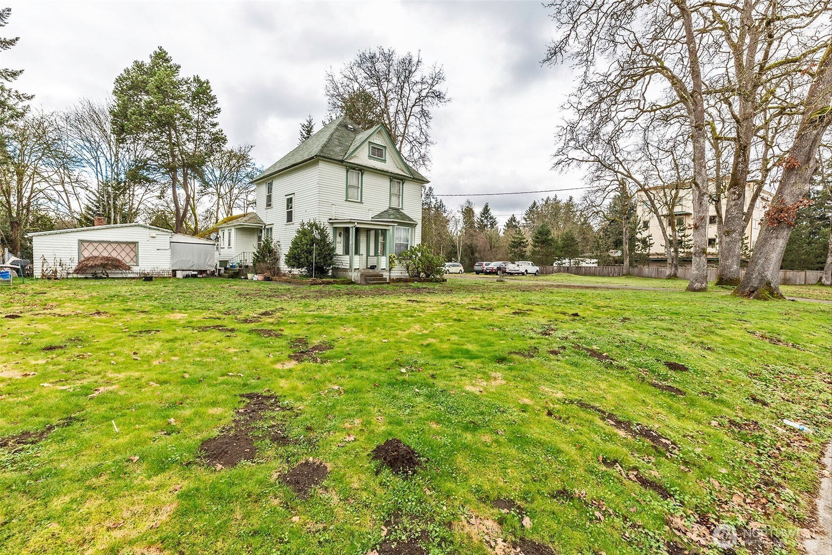 7704 Bridgeport Way W, Lakewood, WA 98499