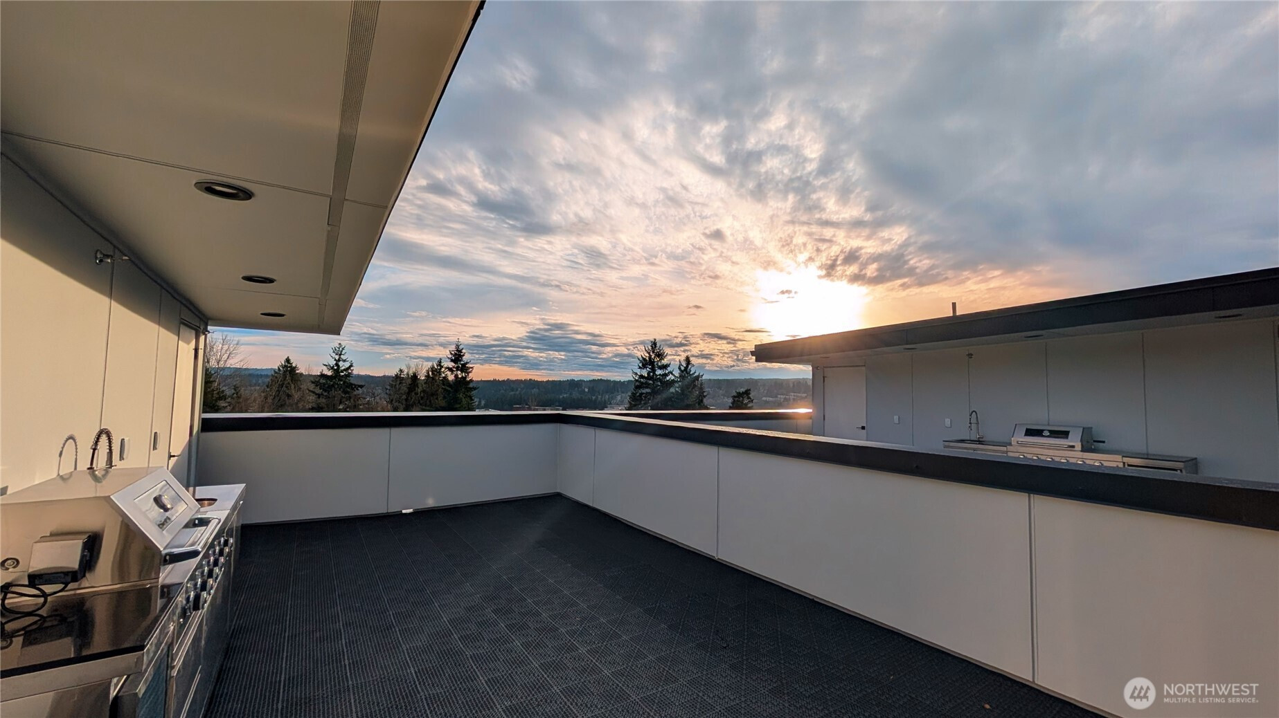 8923 166th Avenue NE, Redmond, WA 98052