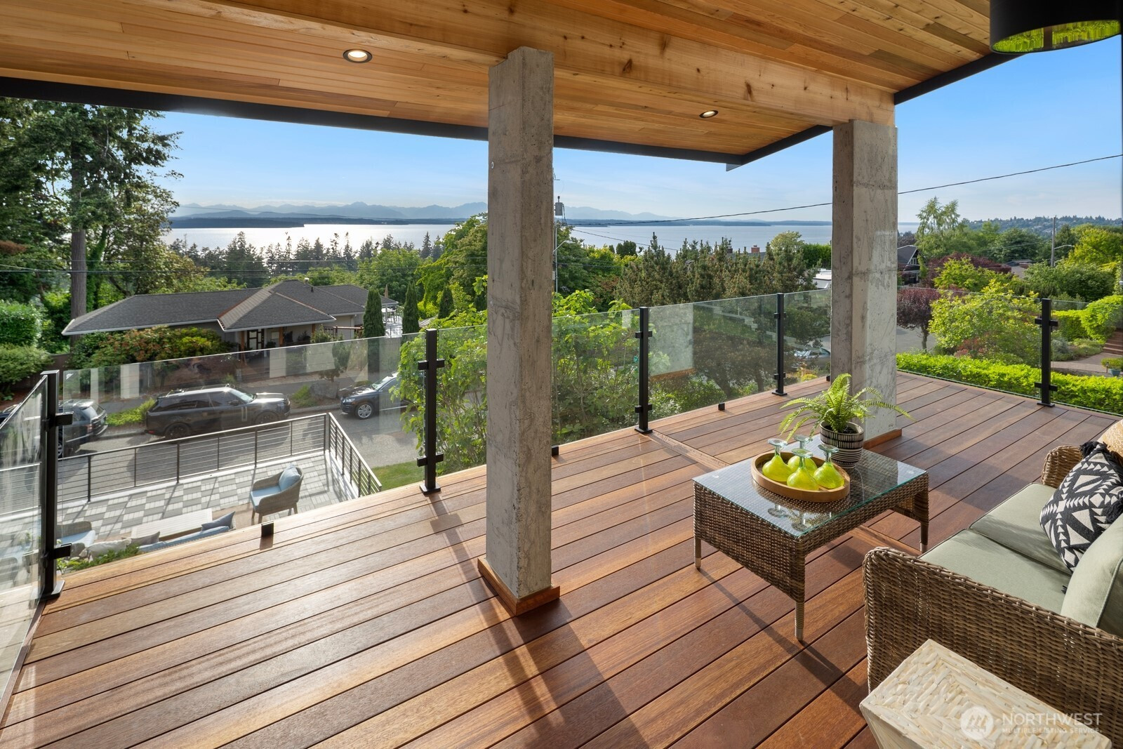 7602 44th Avenue SW, Seattle, WA 98136